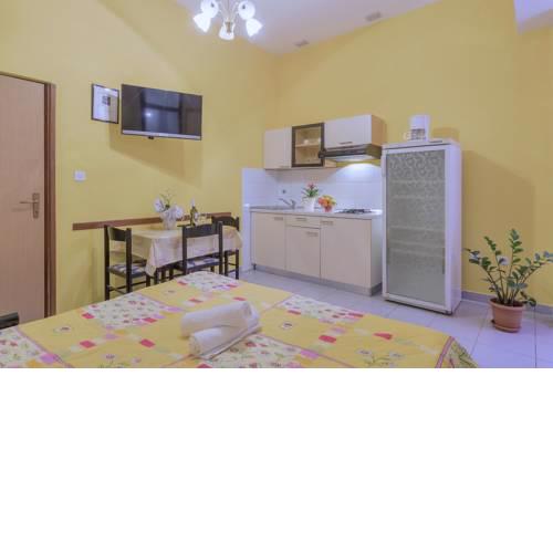 Pleasant Oriana Apartment near the sea-Pula