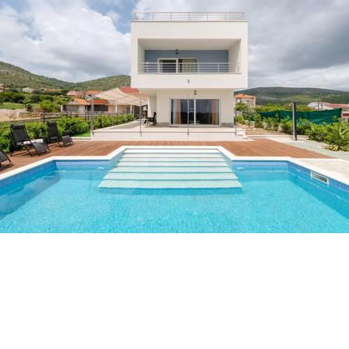 Pool Villa near Trogir
