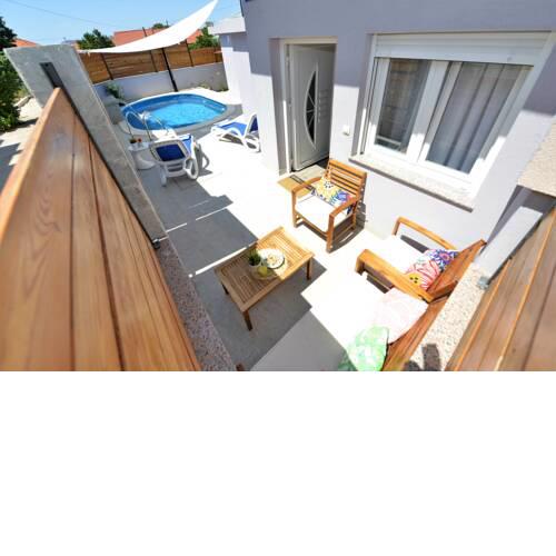 POP&ROCK HOLIDAY HOUSE ZADAR