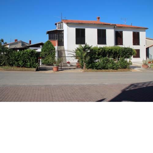 Porec One-Bedroom Apartment 2