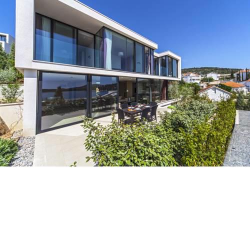 Primosten Villa Sleeps 6 Pool Air Con WiFi T583155