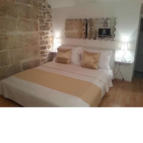 Private Apartments In Diocletians Palace