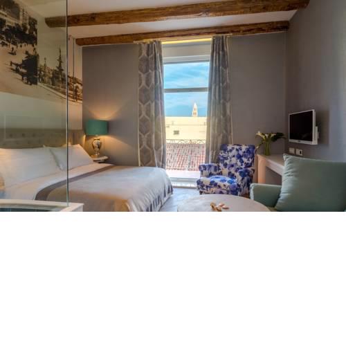 Procurator 7 Luxury Rooms