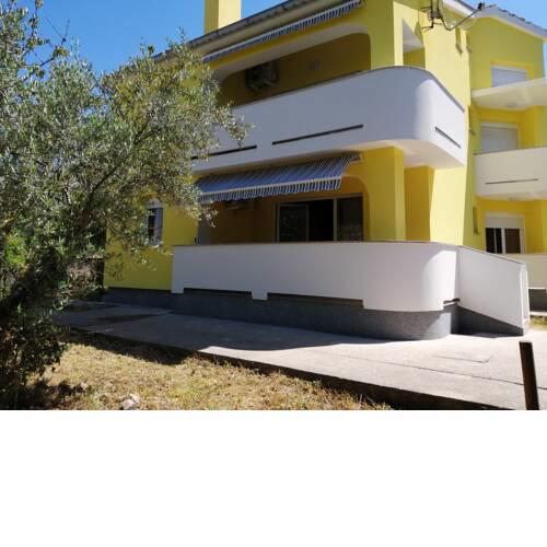 Punat Apartment