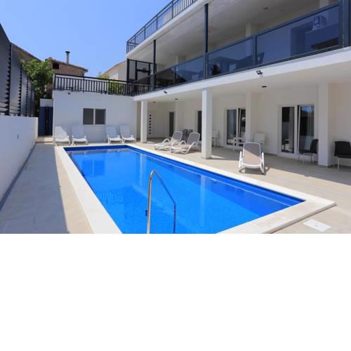 Quadruple Room Kastel Stafilic 17710c