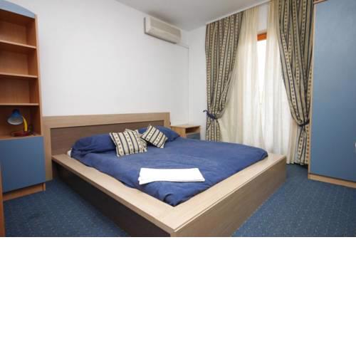 Quadruple Room Metajna 3305i