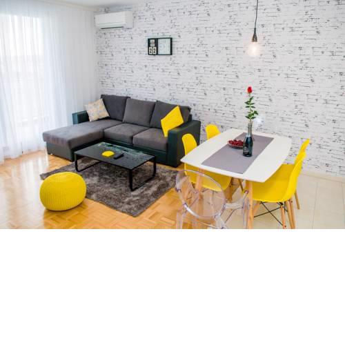 Rafael Apartment