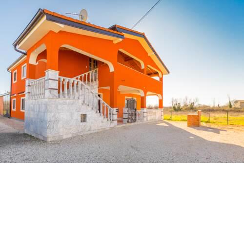 Relaxing apartment Josip - peaceful area