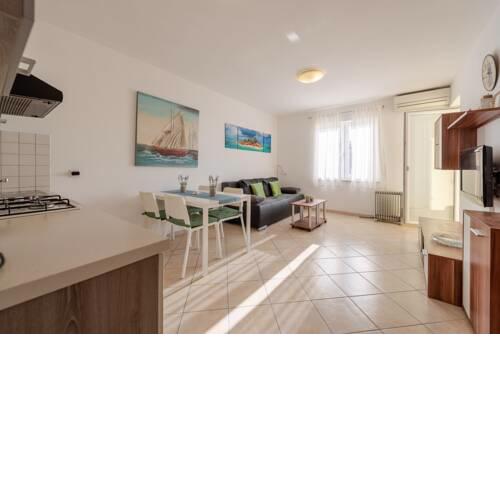 Renata 1 centrally located ap.for 4