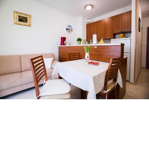 Renata Apartment Split