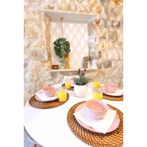 Riva Hideaway Apartment