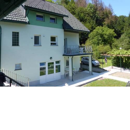 Riverside garden apartment Three Springs Tri Zvira