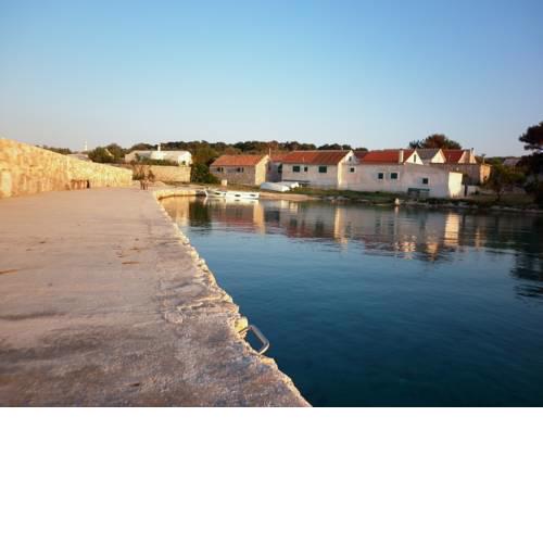 Robinson House Marieta- Island Gangaro