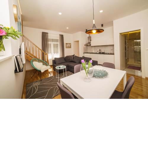 Rok IN Apartments