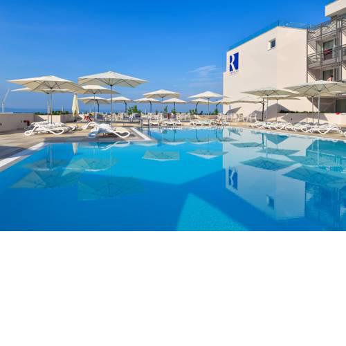 Romana Beach Resort