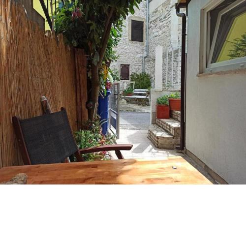 Romantic Apartment in Premantura with Terrace