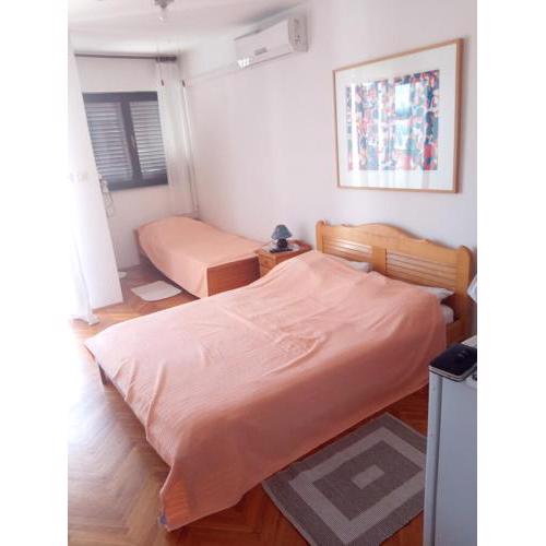 Room 01 - Route (Villa Milas)