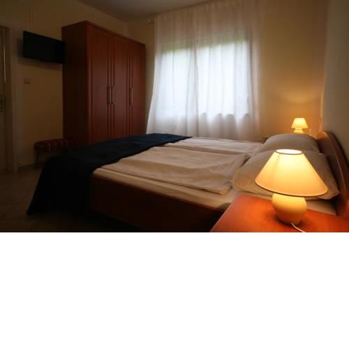 Room-4 Suha Punta
