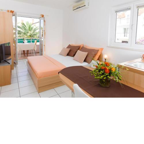 Room in Apartment - Cozy studio apartment for 2