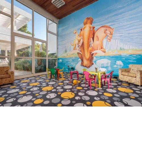 Room in Guest room - Delectable All Inclusive Double Room with Sea View