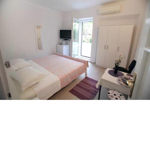 Rooms Feme