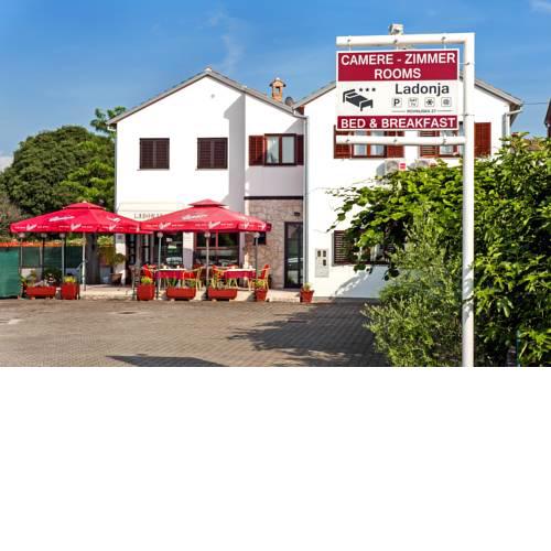 Rooms Ladonja