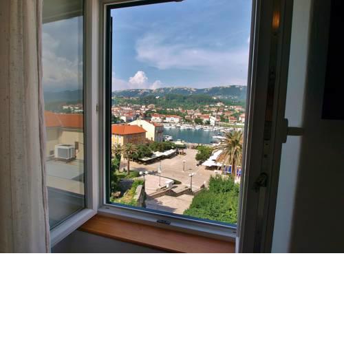 Rooms Old Town