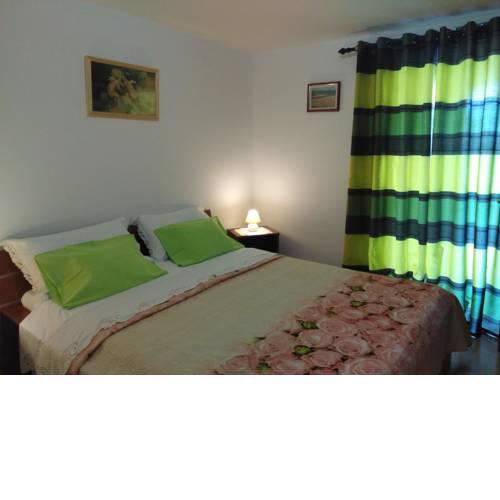 ROOMS ROBERTA