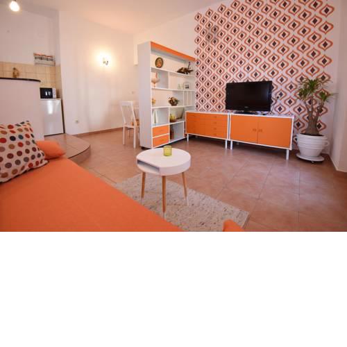 Rose Apartment