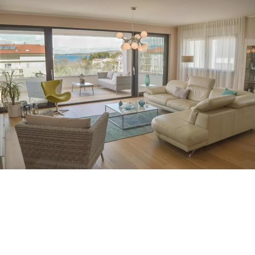 Rova Apartment