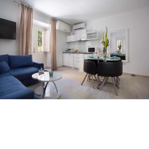 Royal Apartment