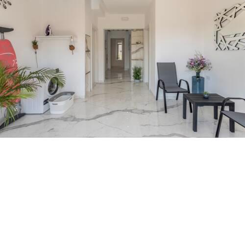 Royal house 200 meters from beach