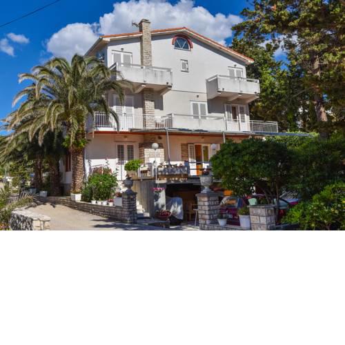 ROYAL Rooms Novalja
