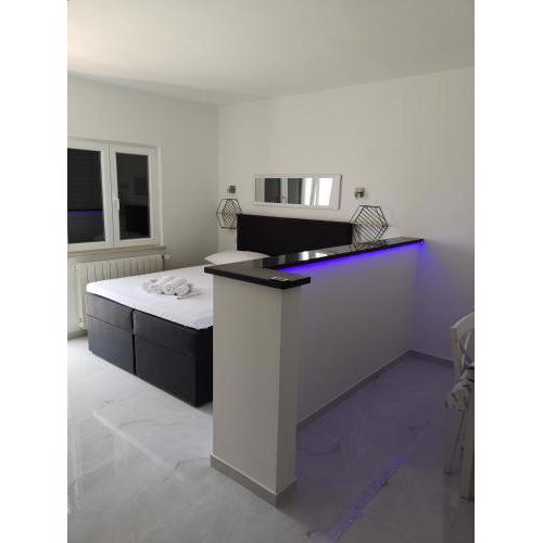 Royal View 2, Apartmani Lukić
