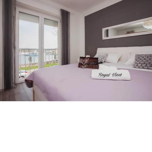 Royal View Apartment