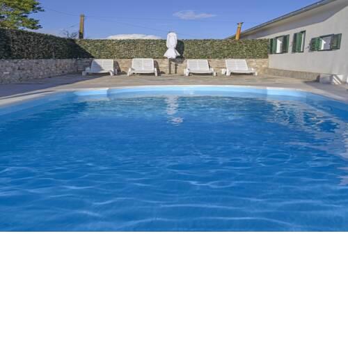 Rural home Žaja with outdoor pool, near Primošten