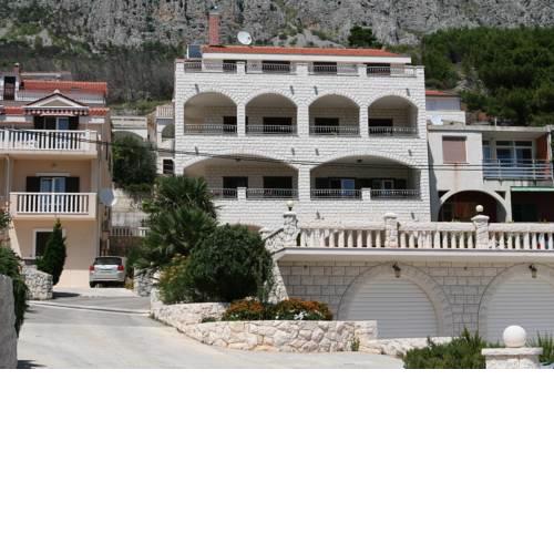 Ruskamen Apartments