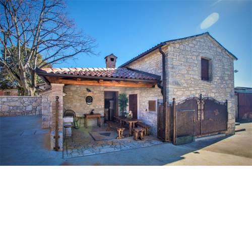 Rustic-Holiday Home Vani with Tavern, near Porec