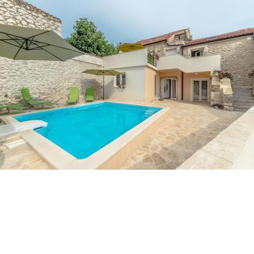 Rustic villa