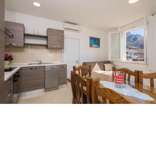 Sandy Beach Apartment