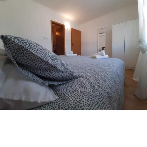 Sea View Twin Room with a walk in shower