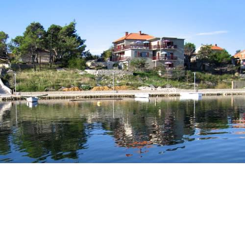 Seaside apartments with a swimming pool Nin, Zadar - 6153