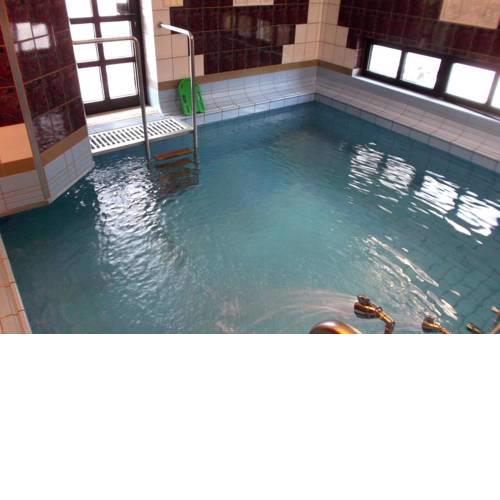 Seaside apartments with a swimming pool Okrug Gornji, Ciovo - 11374