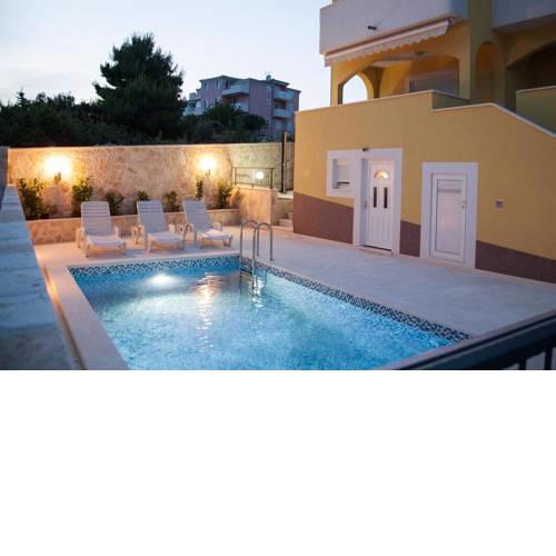 Seaside apartments with a swimming pool Zecevo Rtic, Rogoznica - 11869