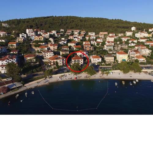 Seaside family friendly house with a swimming pool Trogir - 17358