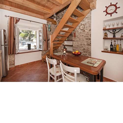 Seaside holiday house Maslinica, Solta - 13965