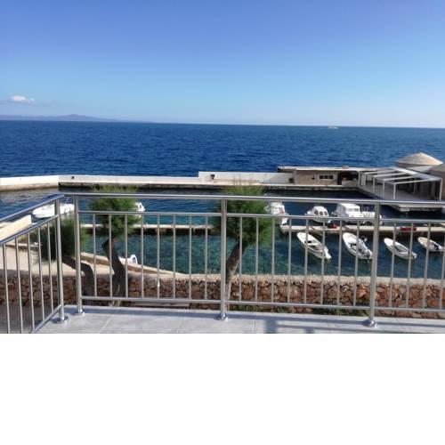Seaside holiday house Sveta Nedilja, Hvar - 17351
