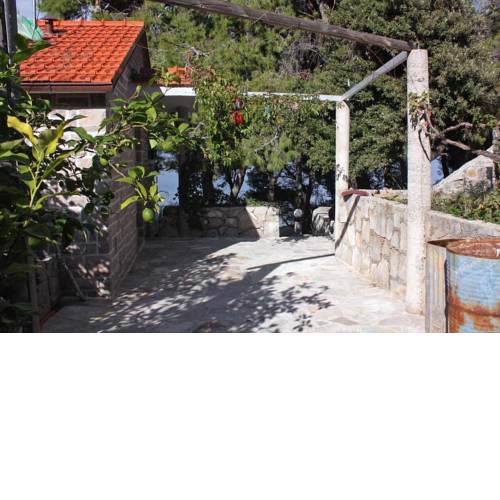 Seaside secluded apartments Cove Zavala - Gdinj, Hvar - 5717