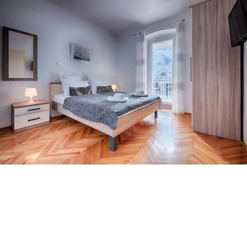 Seaview Emerald Suites