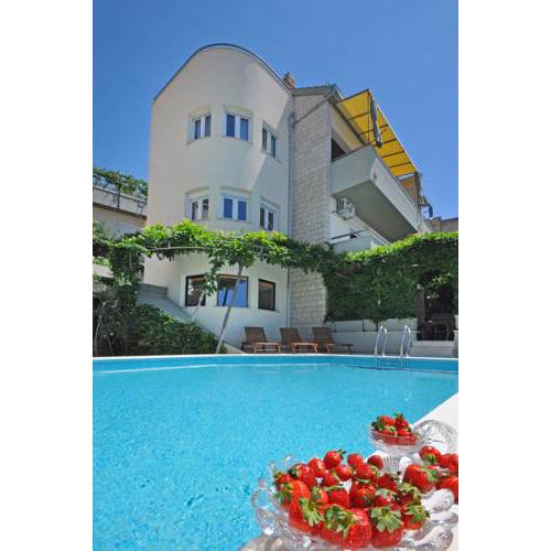 Seaview Holiday House in Omiš